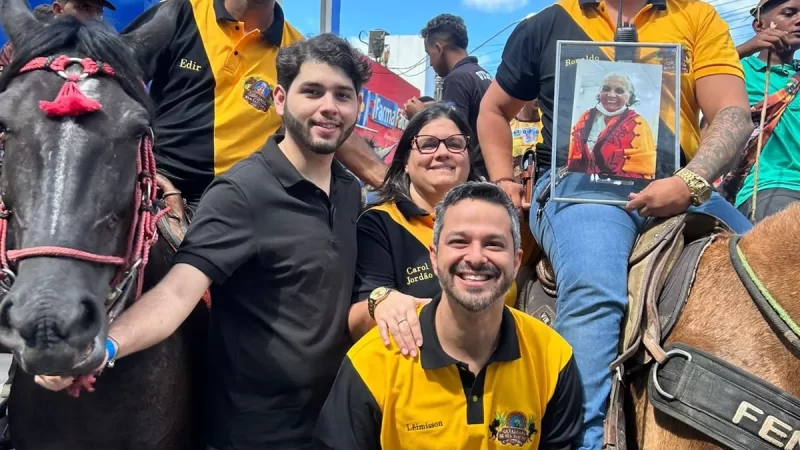 Prefeita Carol Jordão acompanha de perto a 5ª edição da Cavalgada Sra. Santana