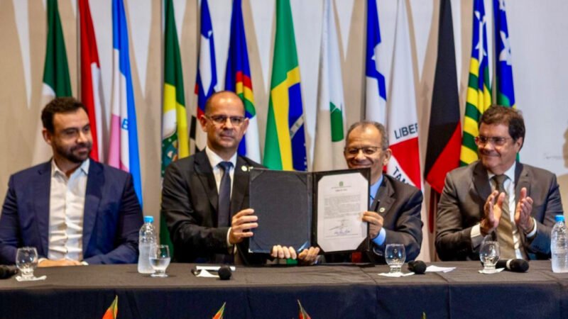TRANSNORDESTINA E TREM DE PASSAGEIROS ENTRE RECIFE E CARUARU SÃO COMPROMISSOS DO NOVO SUPERINTENDENTE DA SUDENE