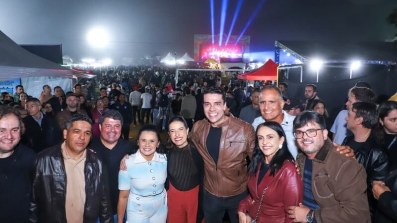 Governadora Raquel Lyra prestigia Festival do Frio do Vitorino, em Riacho das Almas, que recebe palco do Pernambuco Meu País
