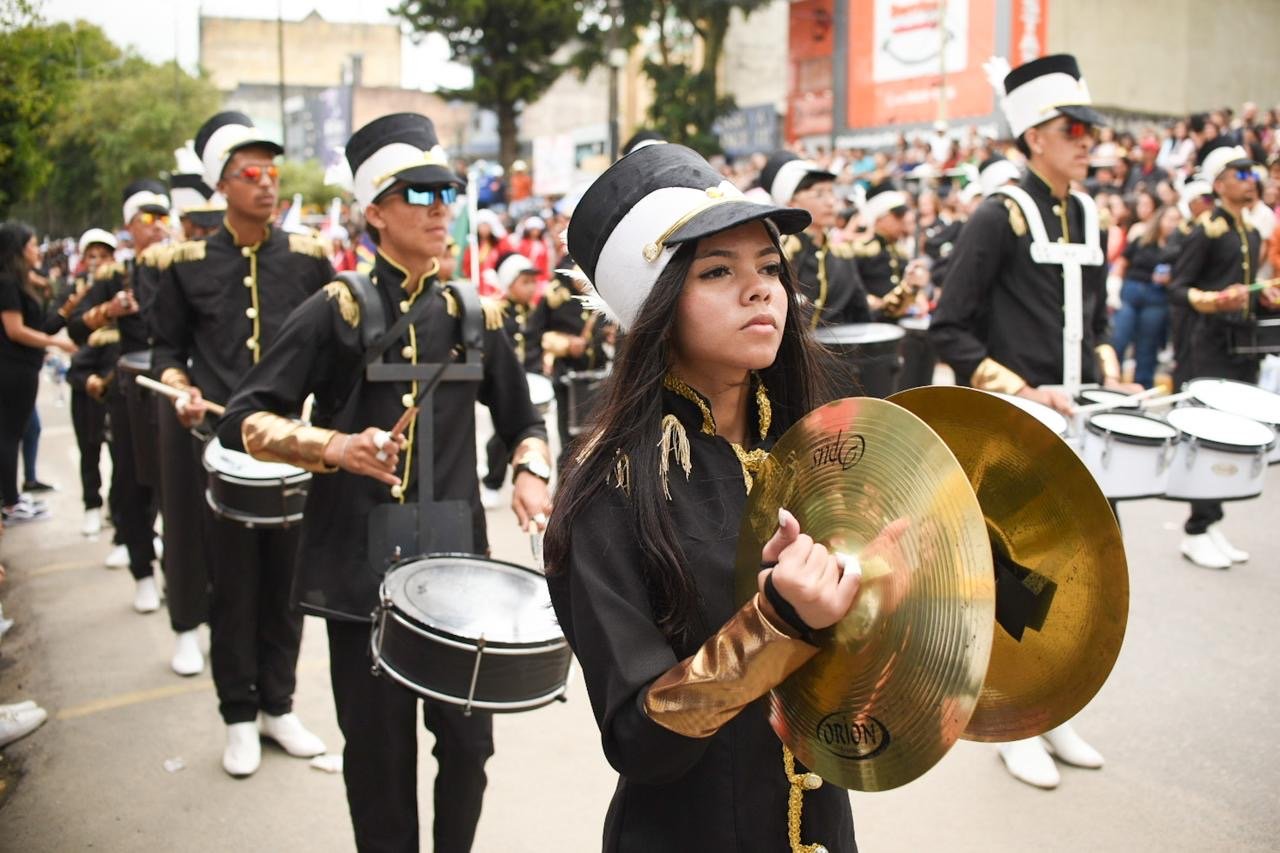 Secretaria de Educação de Garanhuns abre cadastro para instituições participarem do Desfile Cívico