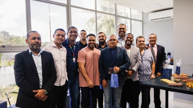 Presidente da Câmara do Cabo, Anderson Bocão promove café da manhã especial em homenagem ao Dia dos Pais