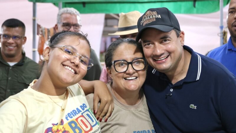 Prefeito Andrei participa da 16ª Feira do Bode em Massaroca e destaca a importância da caprinovinocultura em Juazeiro