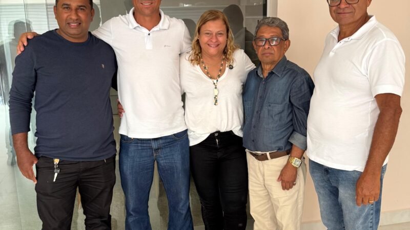 REGINA DA SAÚDE AVANÇA NOS APOIOS À SUA PRÉ-CANDIDATURA A DEPUTADA ESTADUAL: EM TUPANATINGA, O EX-VEREADOR BARBEIRINHO É NOVA ADESÃO.