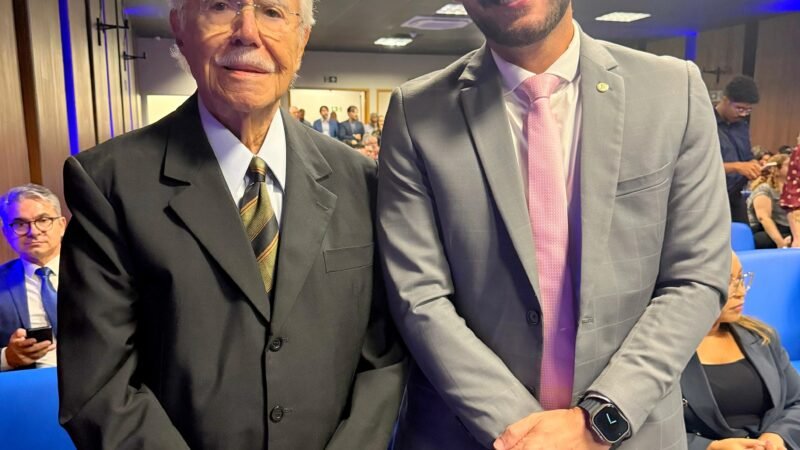 Deputado Gilmar Júnior participa de homenagem ao presidente José Sarney