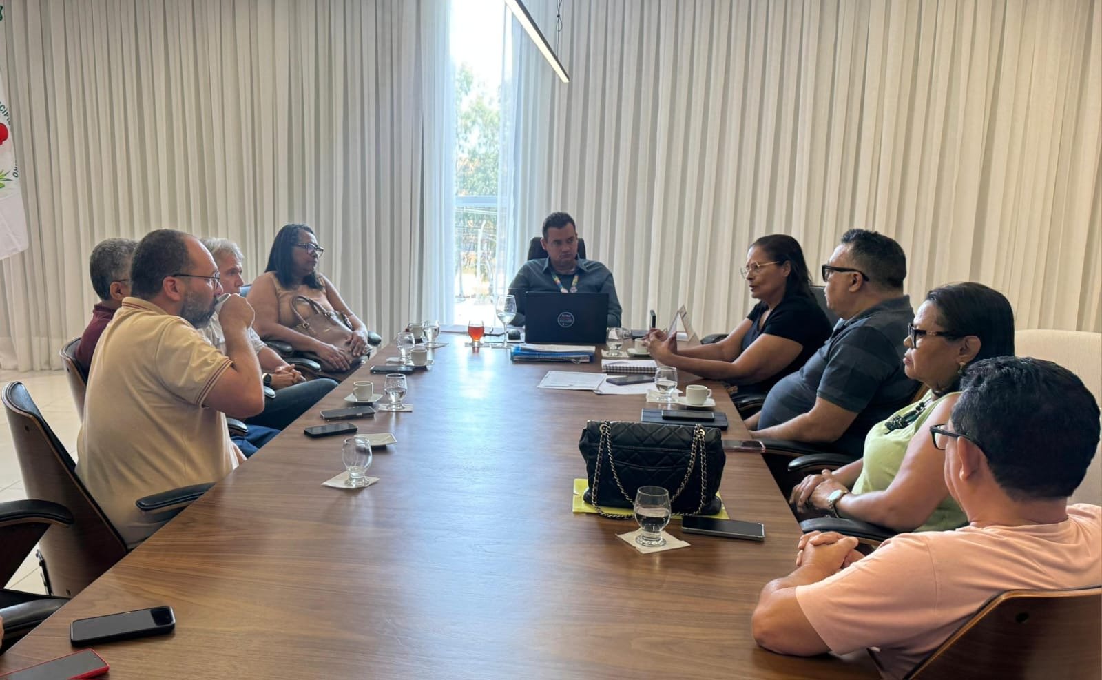 Prefeitura de Juazeiro-BA, dialoga com sindicato sobre novo modelo de cogestão da rede municipal de Saúde