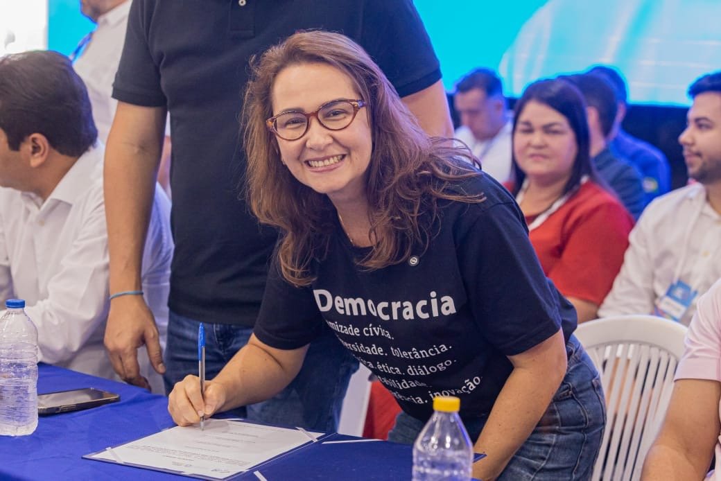 Oposição perde novamente: TJPE cassa liminar e deputada Débora Almeida retoma liderança do PSDB na Alepe