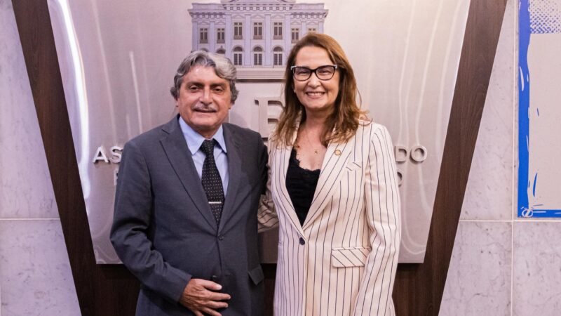 Prefeito de Belo Jardim é o mais novo cidadão pernambucano