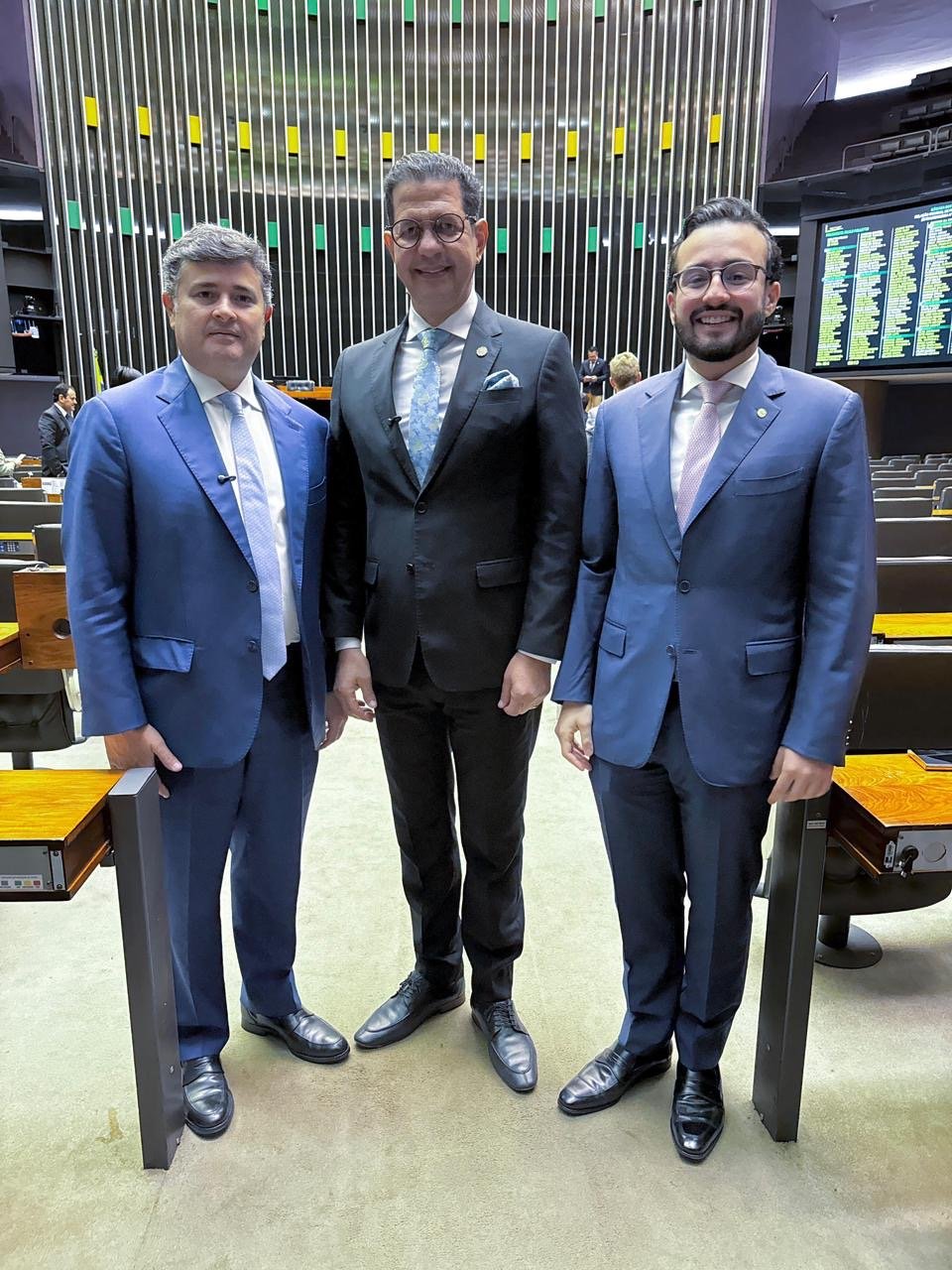 Eduardo e Lula da Fonte recebem Pastor Esdras Cabral para tratar de projeto de ressocialização de detentos em Pernambuco