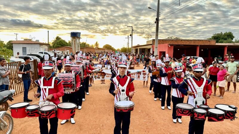 Desfile cívico celebra o 7 de Setembro no Projeto Brígida em Orocó