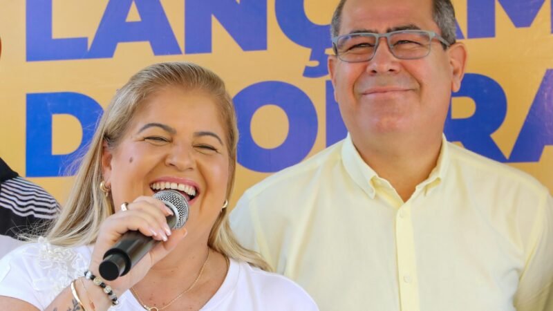 Mano Medeiros assina ordem de serviço para pavimentação da Rua Três em Zumbi do Pacheco