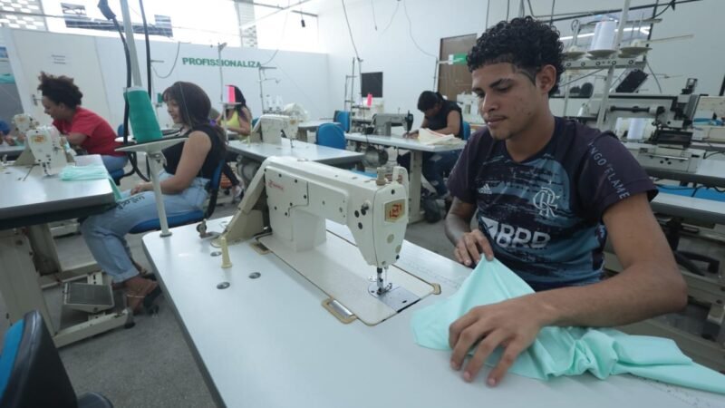 Curso de Costura para Iniciantes é finalizado em Caruaru