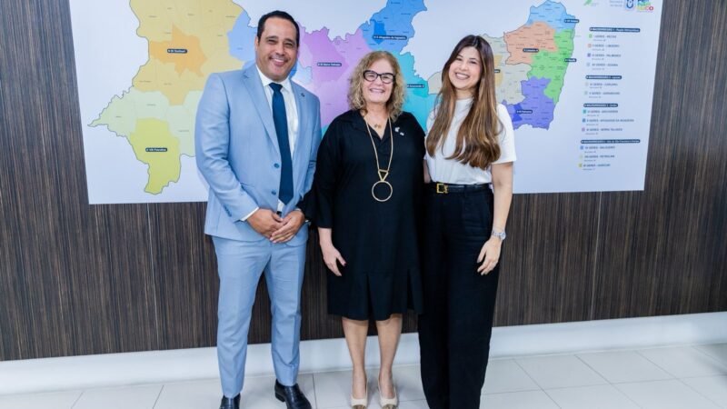 Deputado Jeferson Timóteo articula atendimento da Carreta da Mulher no Cabo e em Camutanga