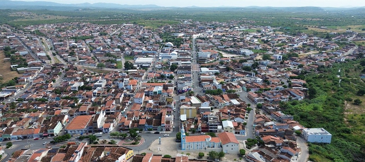 Sertânia é contemplada com 70 cisternas para consumo humano em parceria com a FUNASA