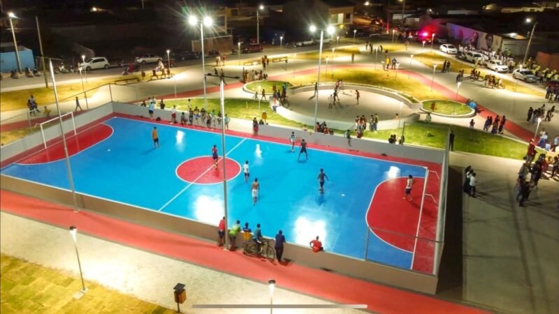 Prefeitura de Araripina entrega nova praça e quadra para o Residencial Nossa Senhora da Conceição