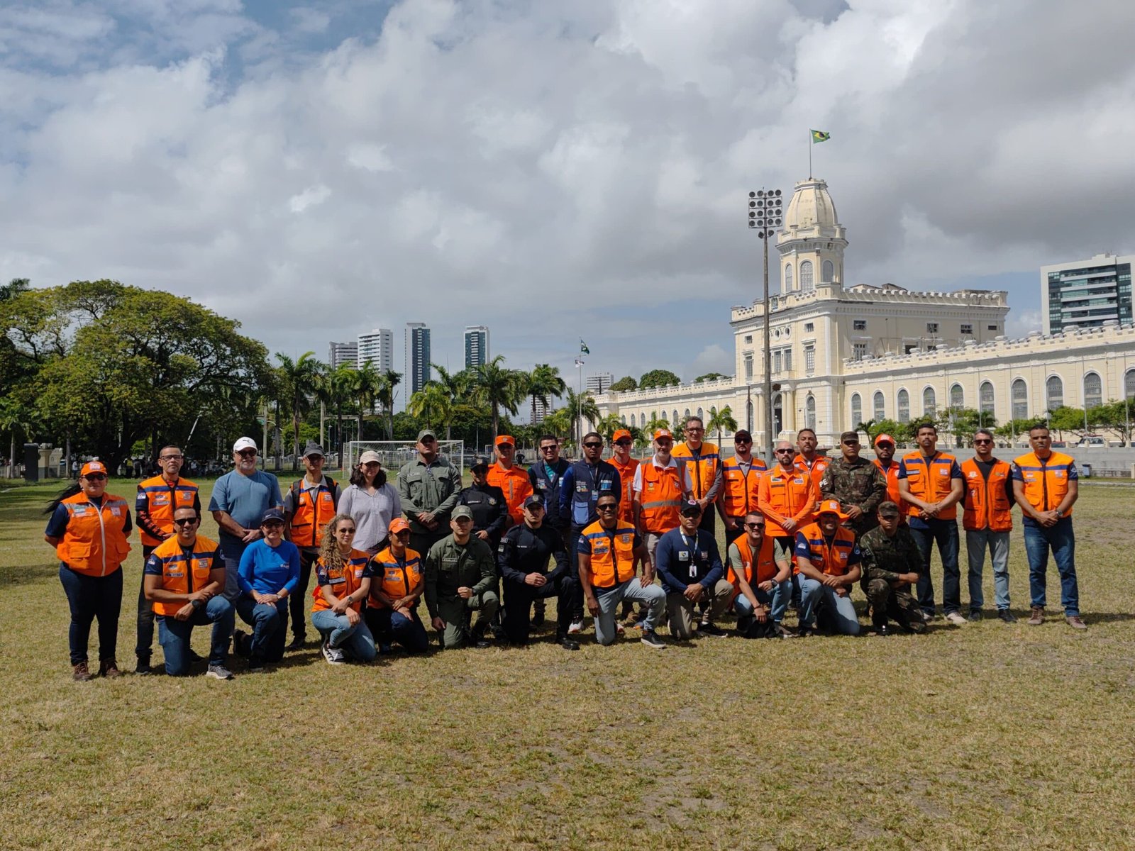 SERVIDORES DE GOIANA PARTICIPAM DE CURSO DE DRONE PARA MAPEAMENTO DE ÁREAS DE RISCO