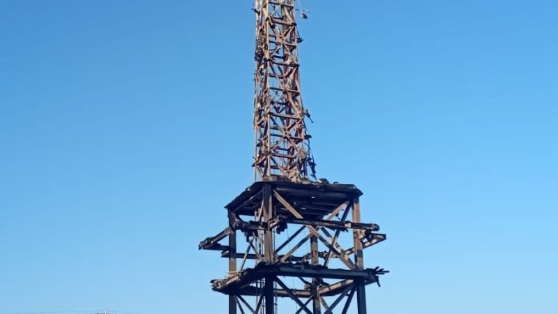 Estátua da Liberdade da Havan em Petrolina é destruída por incêndio criminoso provocado por dois suspeitos