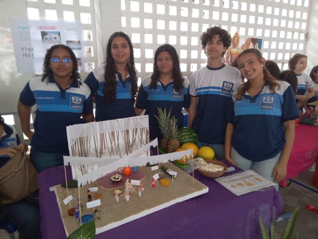 Estudantes do Jaboatão realizam Feira de Religiões para reforçar o respeito as práticas religiosas e valorização da cultura de paz