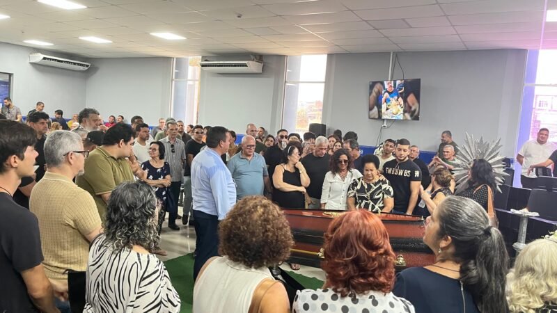 Câmara do Cabo participa da despedida ao artista Luzarcus