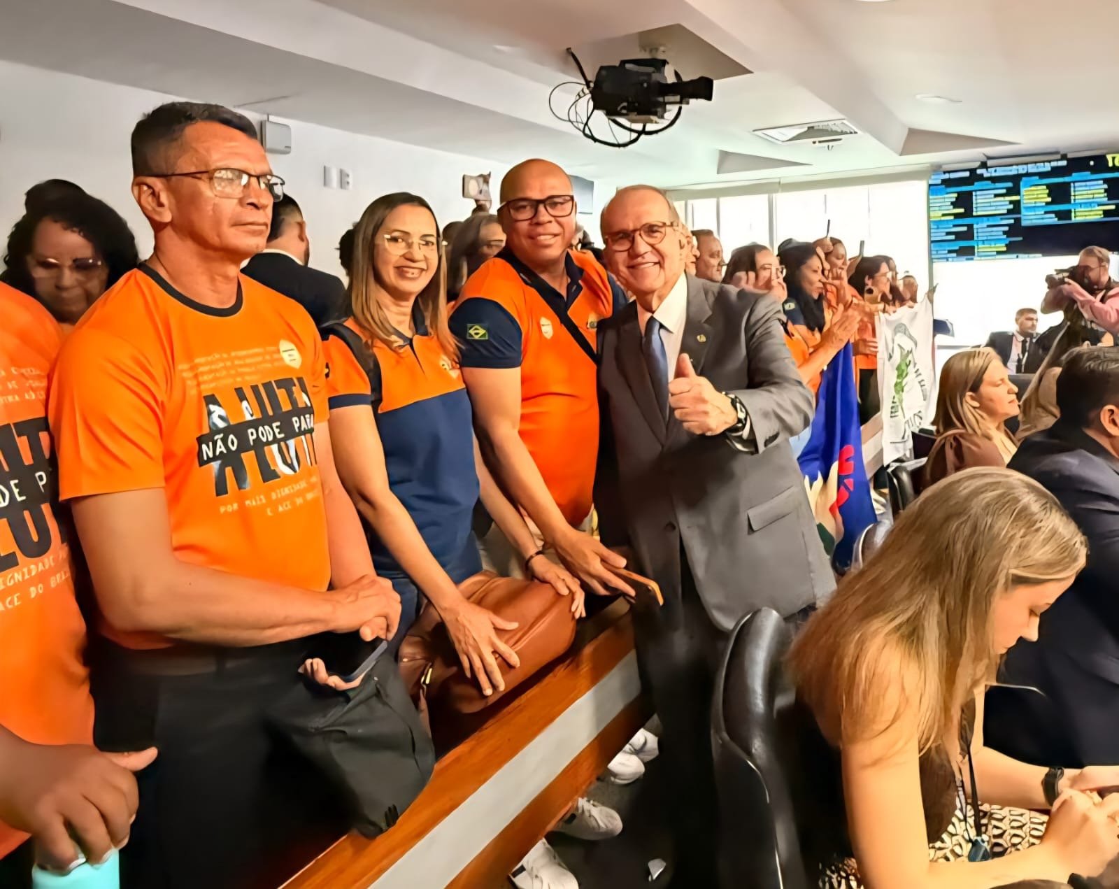 Senador Dueire relata e aprova na CAS projeto que garante aposentadoria especial a agentes comunitários de saúde