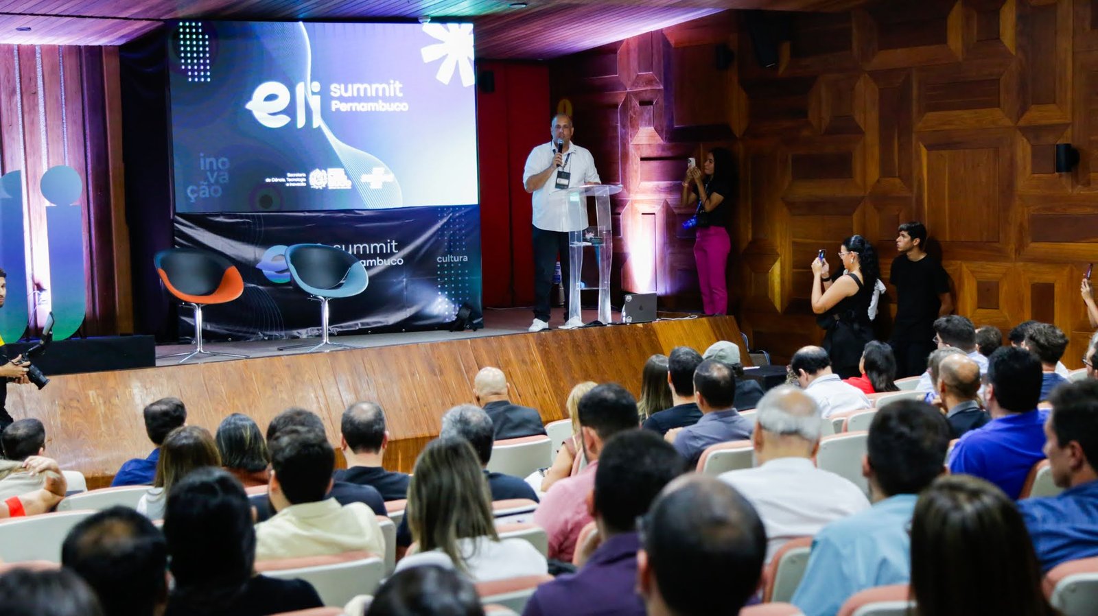 Governo do Estado impulsiona ecossistemas regionais de inovação durante o ELI Summit Pernambuco 2025