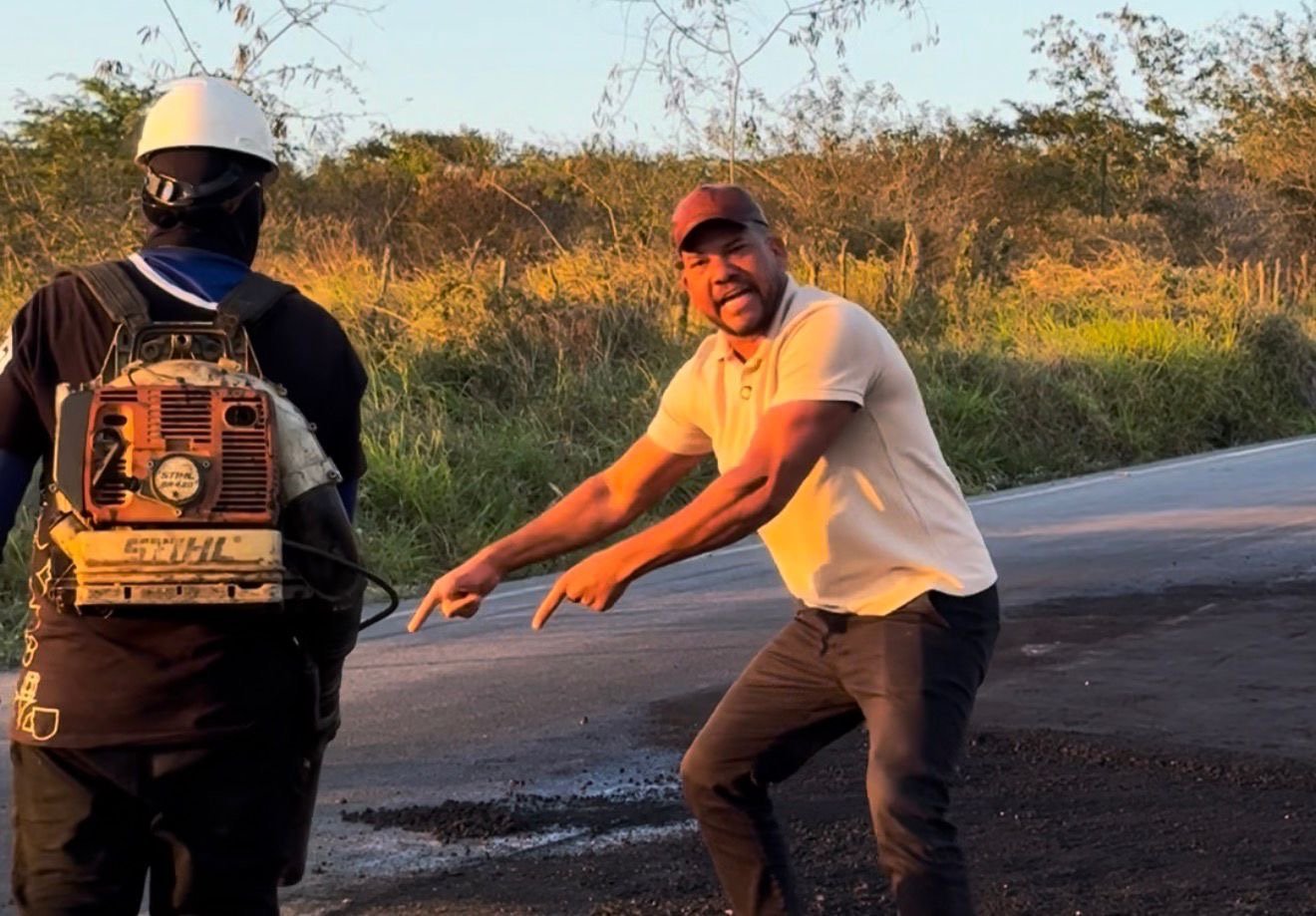 Deputado Abimael Santos fiscaliza PE-270 e denuncia serviço mal feito em operação tapa-buraco