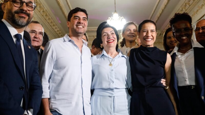 Kaio e Rorró Maniçoba celebram lado de Raquel Lyra ordem de serviço para implantação de unidade de CEU da Cultura em Floresta