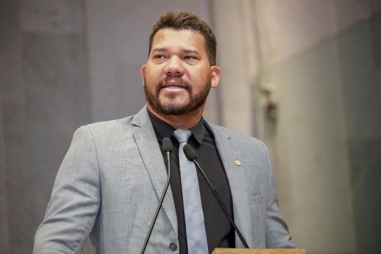 Deputado Abimael Santos solicita ao DNIT melhorias na ponte que liga Toritama a Vila Canaã