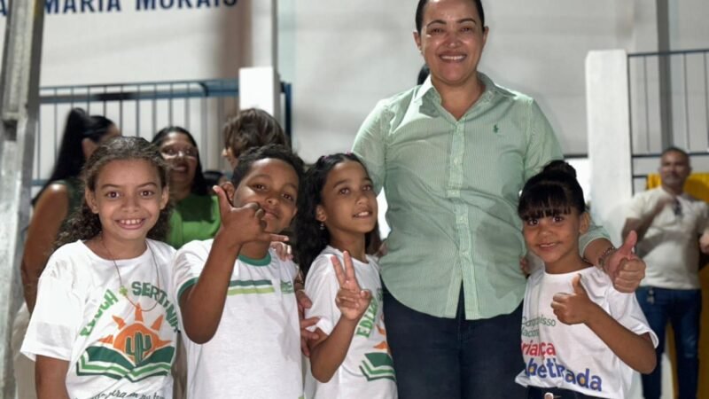 Prefeita Pollyanna Abreu antecipa comemorações do Dia das Crianças com Trenzinho da Alegria