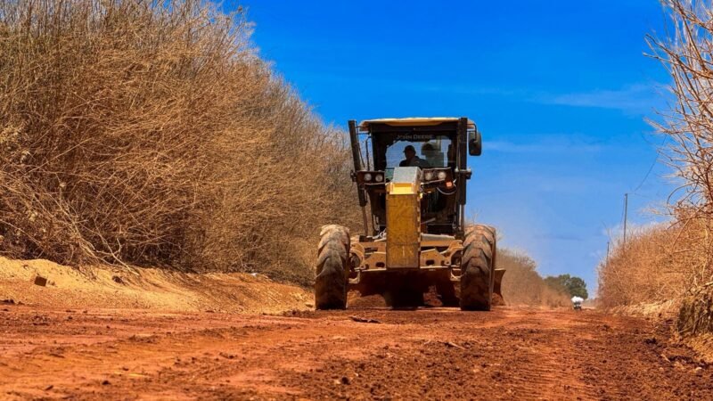 Prefeitura de Araripina vai recuperar mais de 1.000 km de estradas rurais até o fim do ano