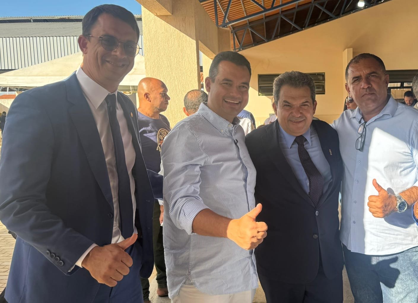 Prefeito de Juazeiro participa de audiência pública durante a Praça de Justiça e Cidadania em Canudos