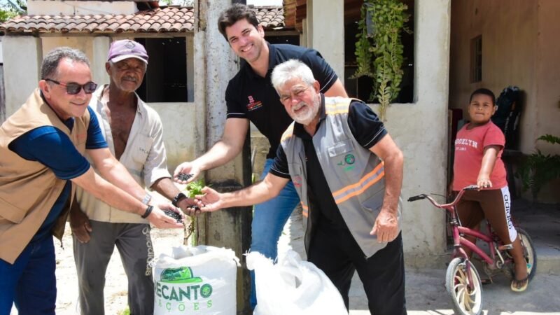 Prefeitura de Garanhuns realiza bata de feijão para apoiar agricultores locais