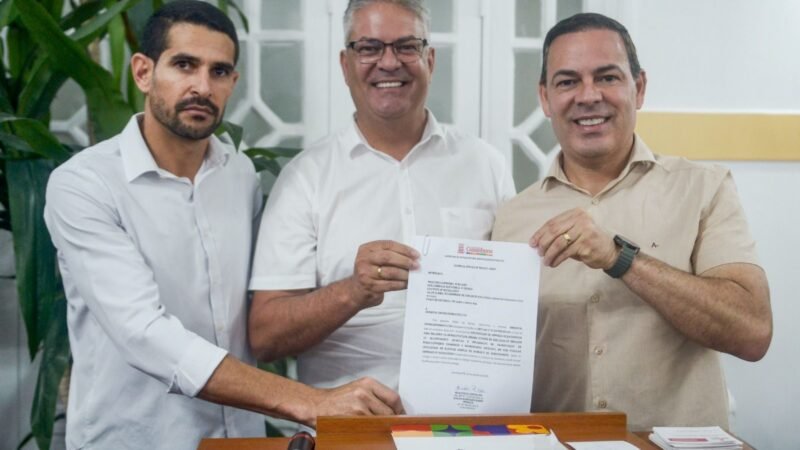 GARANHUNS | Com investimento de quase R$ 8 milhões, cinco novas Ordens de Serviço são assinadas em cerimônia no Palácio Celso Galvão