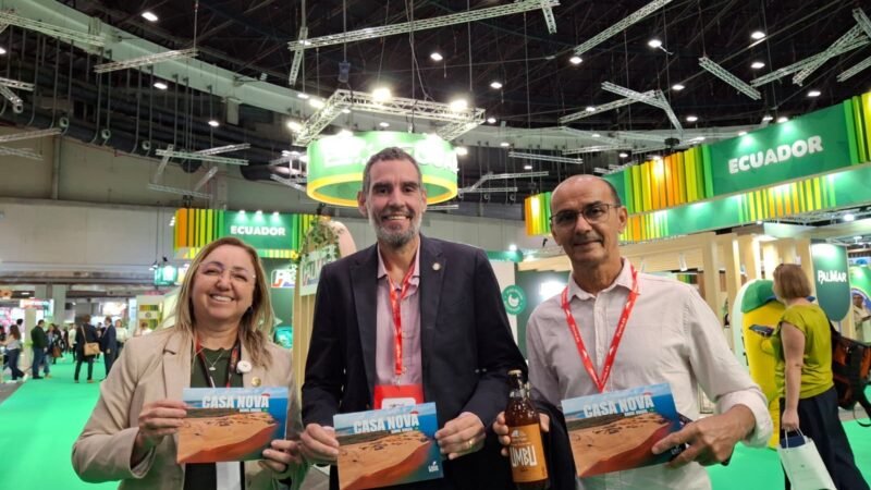 Prefeito Anisio Viana é o único representante da Bahia na maior feira de fruticultura do mundo