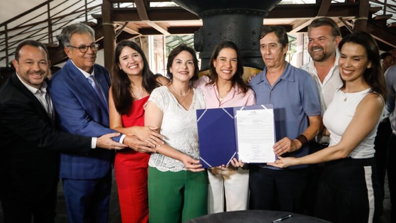 Governadora Raquel Lyra assina ordem de serviço para requalificação do Museu do Trem, no Centro do Recife