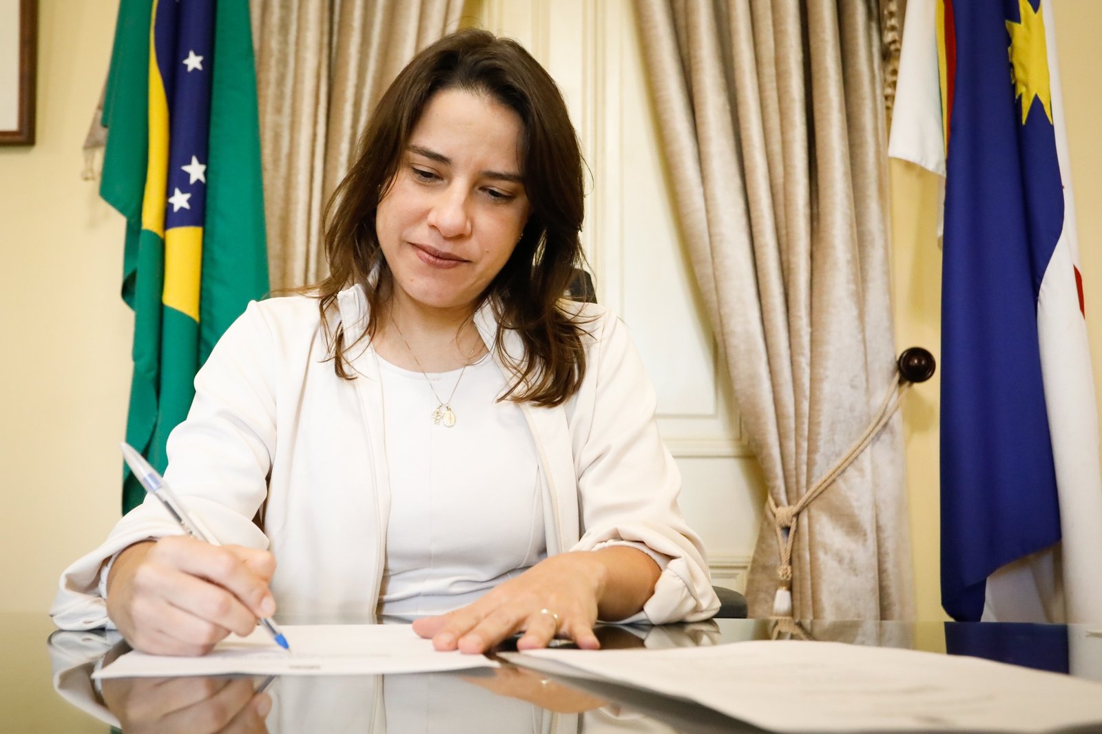 Governo de Pernambuco envia Projeto de Lei para Alepe com criação de cotas raciais e suspende temporariamente inscrições do concurso unificado