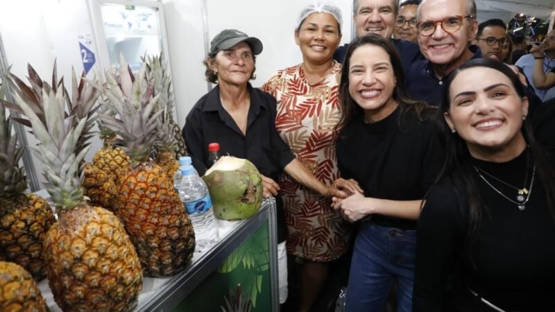 Em Pombos, governadora Raquel Lyra prestigia a 39ª edição da Festa do Abacaxi