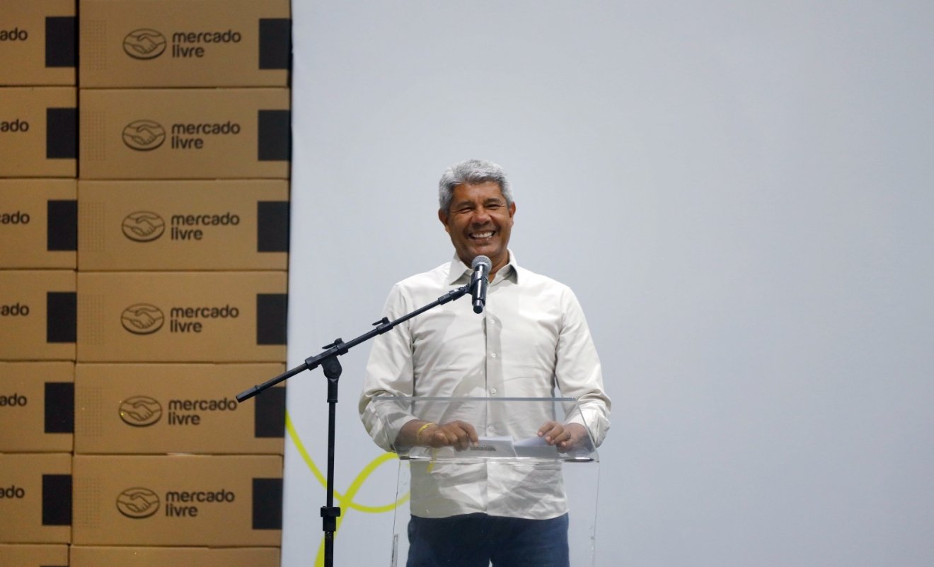 Governador Jerônimo autoriza concursos para contratação de 890 novos servidores estaduais