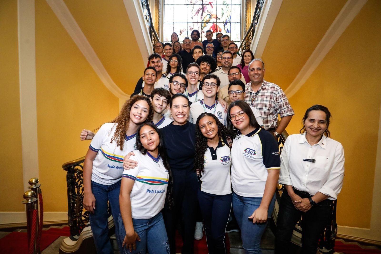 Inova CRIA: Governo de Pernambuco leva estudantes vencedores para imersão de tecnologia e inovação em Portugal