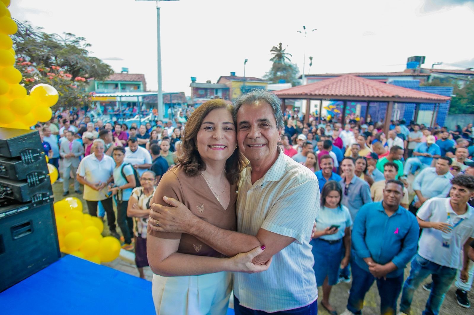 Prefeito Carlos Santana entrega requalificação da Praça e nova Academia de Saúde em Serrambi