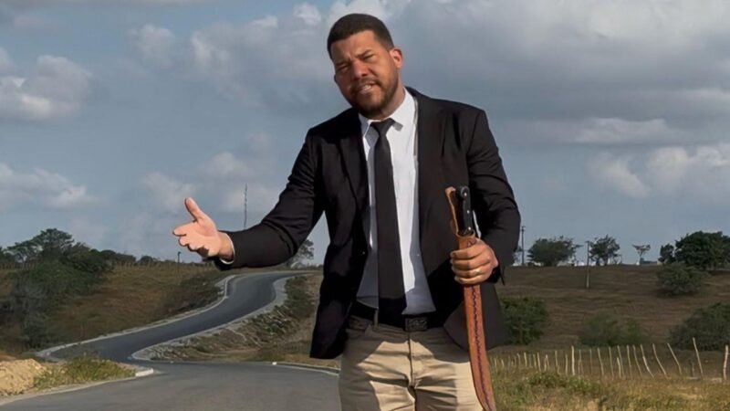 Deputado Abimael Santos fiscaliza condições precárias da PE-083 entre Surubim e Cumaru
