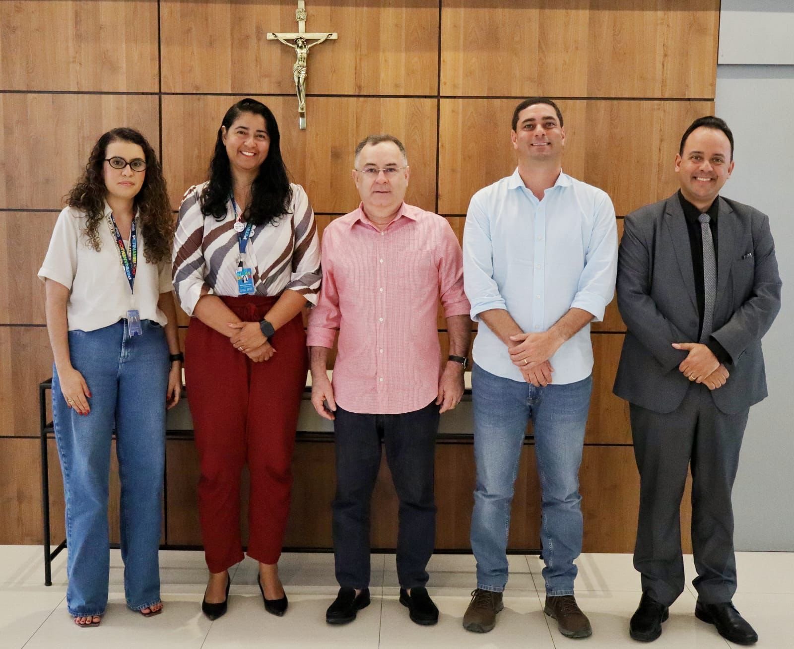 Prefeito Zeca Cavalcanti avança em tratativas para obra de extensão do Canal do Riacho do Mel