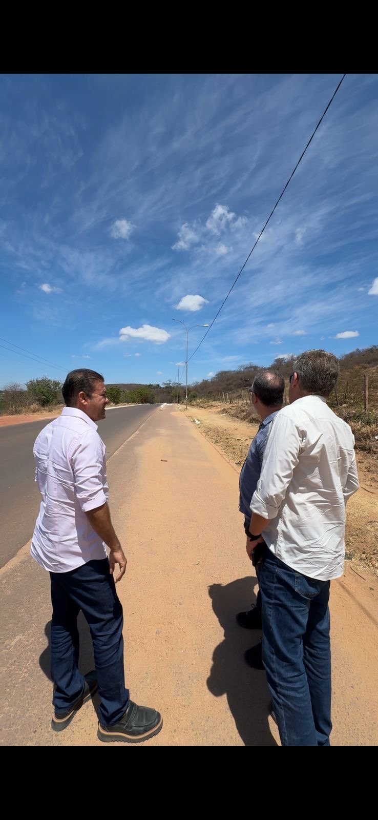 Prefeito Evilásio Mateus acompanha equipe da empresa que vai fazer a duplicação do trecho na BR-316 em Araripina