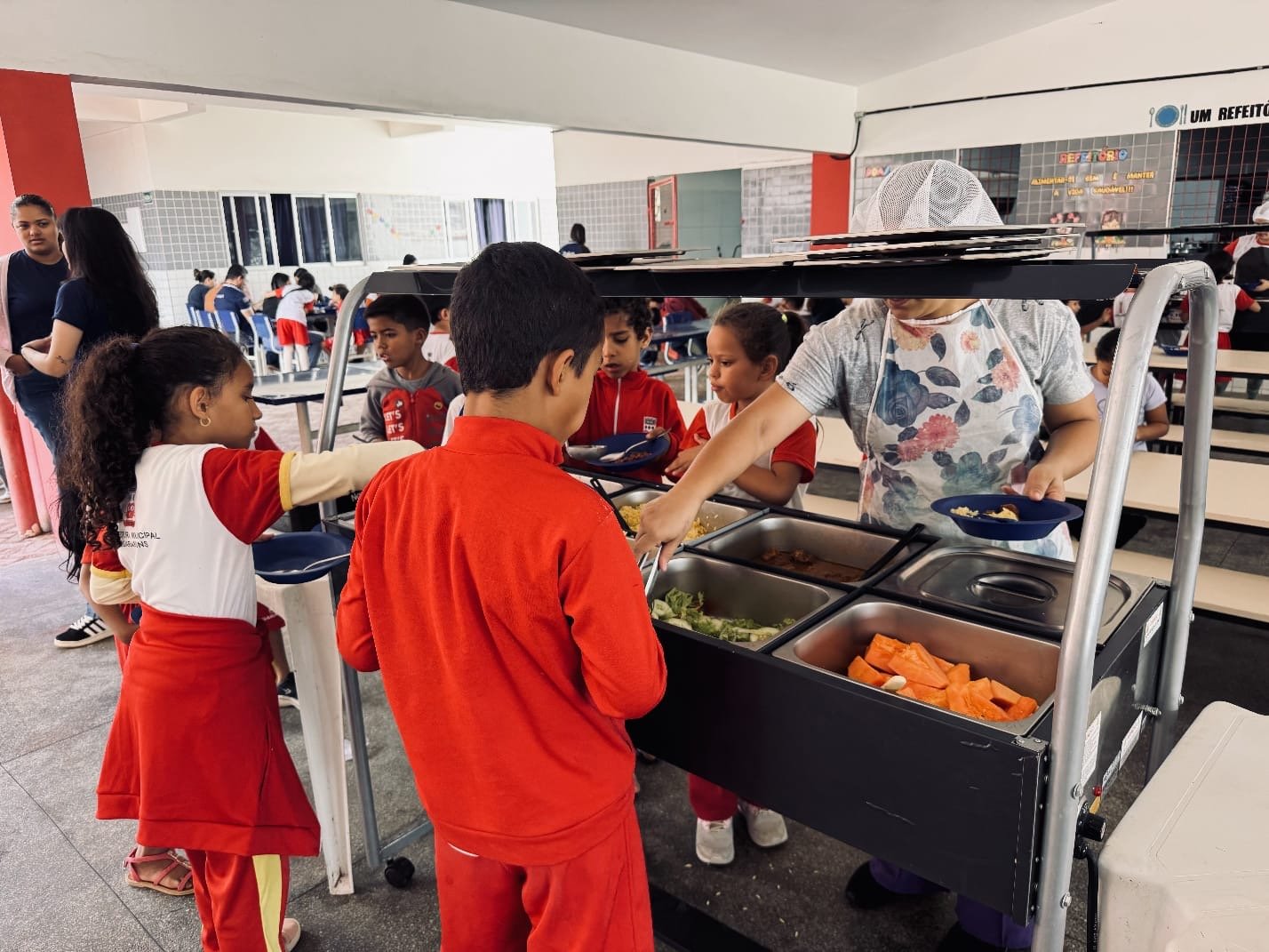 Prefeitura de Garanhuns lança projeto “Sabadou na Escola” com oferta de refeições aos sábados