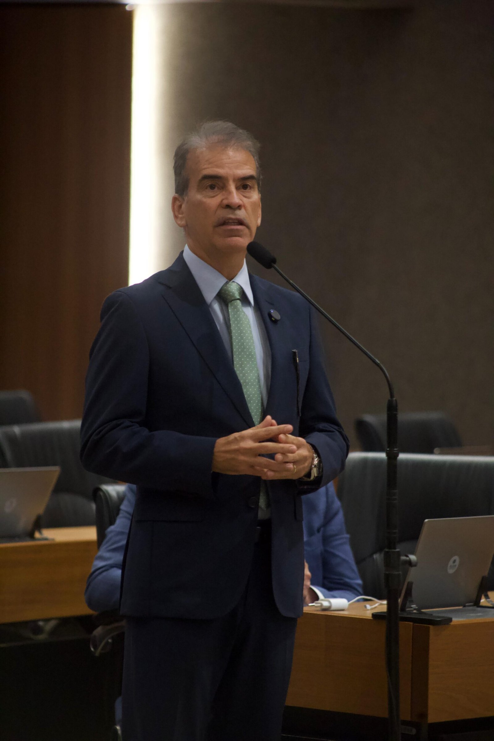 Agora é Lei: fica proibida a retenção de macas nos hospitais