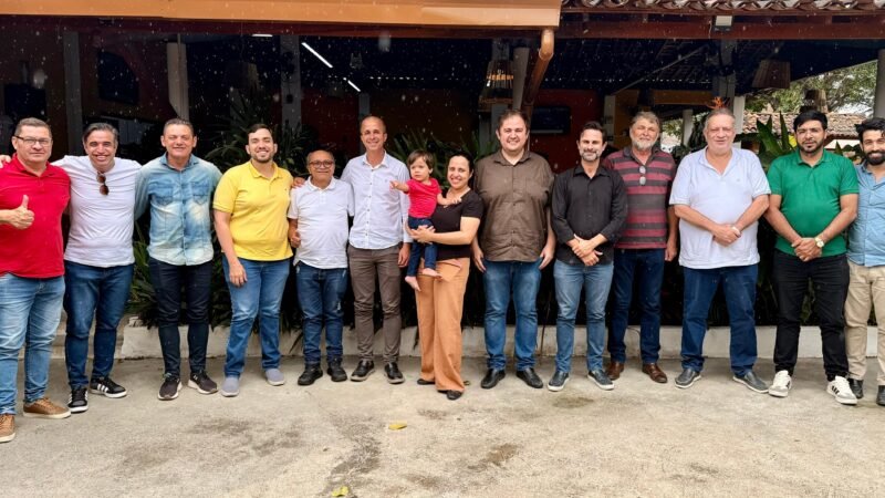 Anderson Luiz mostra força política ao reunir maioria da Câmara de Caruaru em apoio à sua pré-candidatura