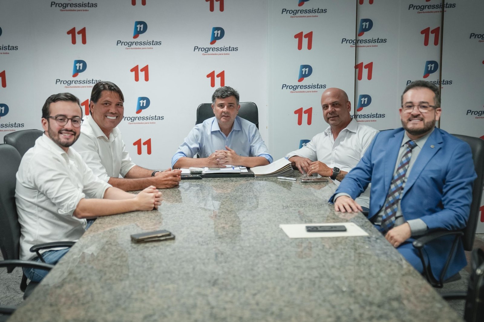 Eduardo e Lula da Fonte fortalecem pré-candidatura de Anderson Correia à Assembleia Legislativa