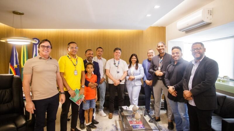 Presidente da Câmara do Cabo, Anderson Bocão, e comitiva de vereadores conhecem Anteprojeto AfroCabo apresentado pelo prefeito Lula Cabral