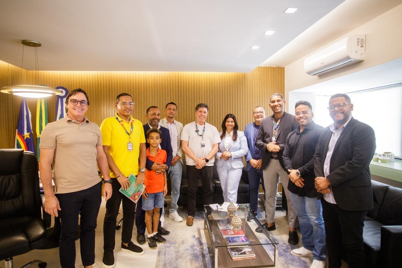 Presidente da Câmara do Cabo, Anderson Bocão, e comitiva de vereadores conhecem Anteprojeto AfroCabo apresentado pelo prefeito Lula Cabral