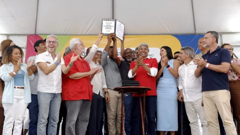 Governo do Estado autoriza pavimentação da BA-884 e entrega de equipamentos de segurança e saúde em Cairu