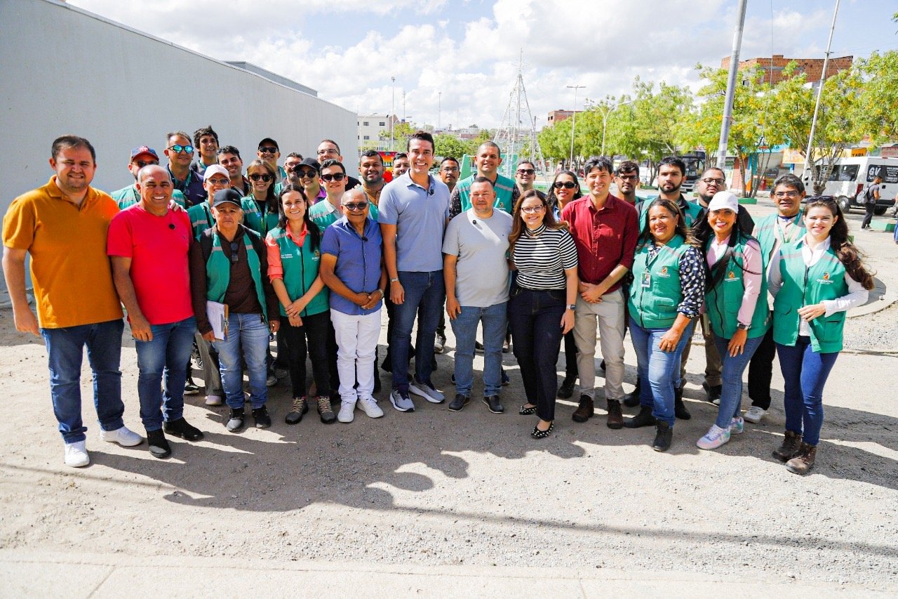 Prefeito Rodrigo Pinheiro acompanha “Prefeitura na Porta” no São João da Escócia com mais de 200 profissionais